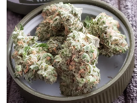 Larry OG Weed Strain
